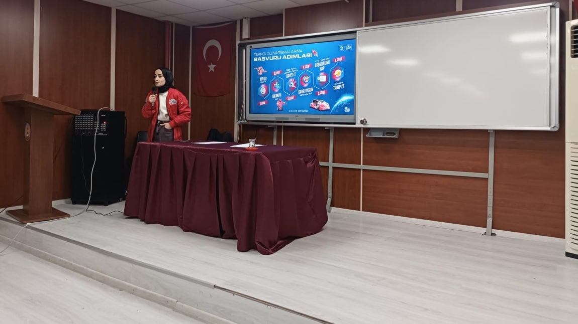 T3 Vakfı tarafından okulumuzda TENOFEST bilgilendirme semineri düzenlendi.